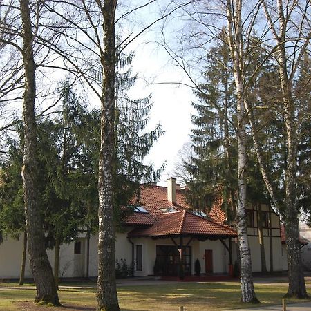 Hotel Restauracja Cztery Pory Roku Orneta Buitenkant foto